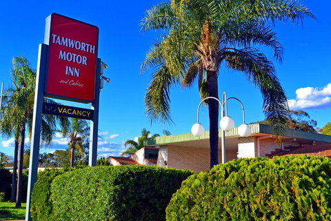 Tamworth Motor Inn & Cabins - Tourism Caloundra 2