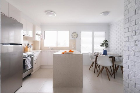 The Beach Lodge Yamba - Tourism Caloundra 1