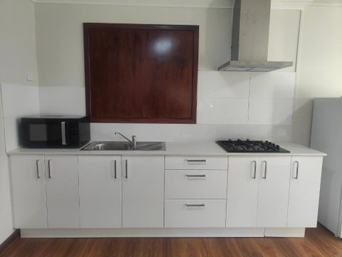 The Cozy Little House - Tourism Caloundra 2
