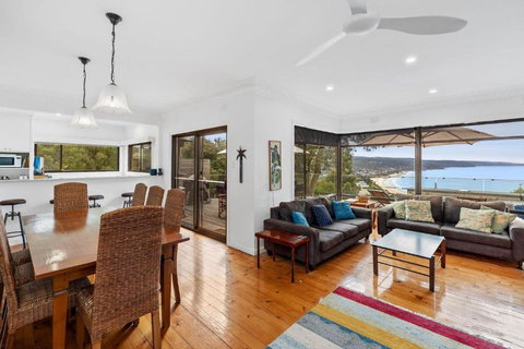 The George - Tourism Caloundra 0