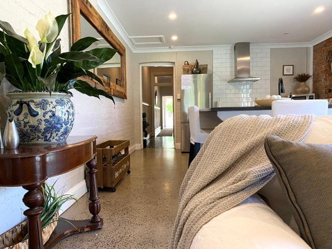 The Edward Townhouse 151 - Tastefully Styled - Tourism Caloundra 3