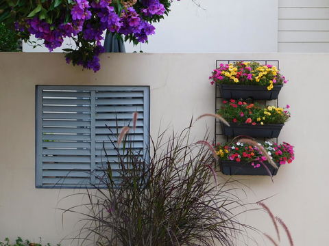Beachport Bed & Breakfast - Tourism Caloundra 1