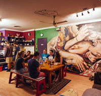 Beachside Backpackers - Tourism Caloundra