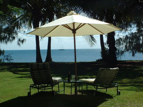 Beachside Holiday Units - Tourism Caloundra 0