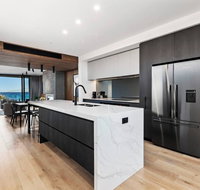 Beachside Lane - On the beach water views - Tourism Caloundra
