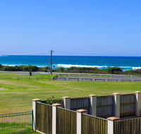 Beachside Retreat - Tourism Caloundra
