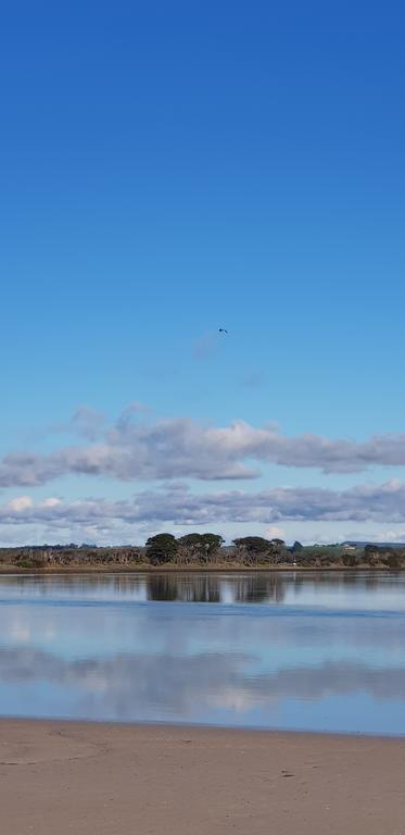 Beachside Retreat West Inlet - Tourism Caloundra 3