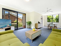 Beachside Unit Near Convention Centre