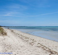 Beautiful Beachfront Apartment at Capel Sound - Tourism Caloundra