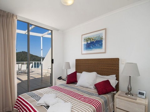 Bella Mare - 2 Bedroom Ocean View Terrace Apt - Tourism Caloundra 2