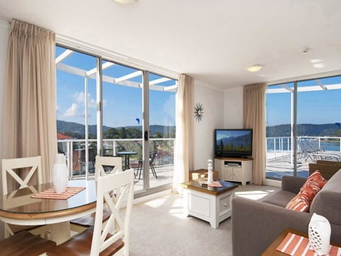 Bella Mare - 2 Bedroom Ocean View Terrace Apt - Tourism Caloundra 0