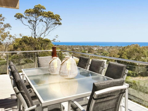 Bella Vista - Simply Stunning, Amazing Panoramic Bay Views! - Tourism Caloundra 3