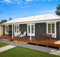 Bellanoon-Pet Friendly Cottage - Tourism Caloundra