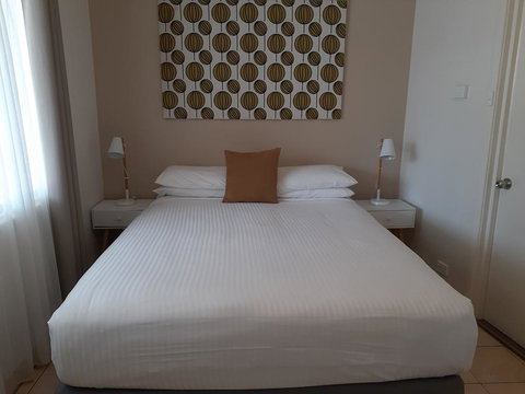 Belmont Palms Motel - Tourism Caloundra 1