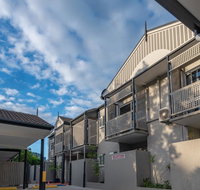 Benson Court Motel - Tourism Caloundra