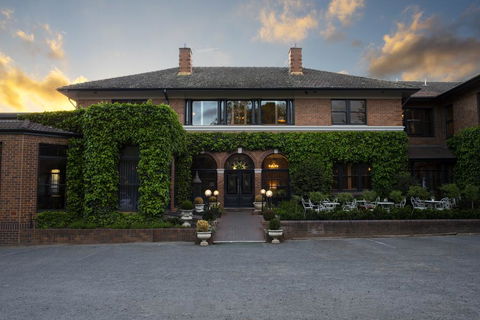Berida Hotel - Tourism Caloundra 0