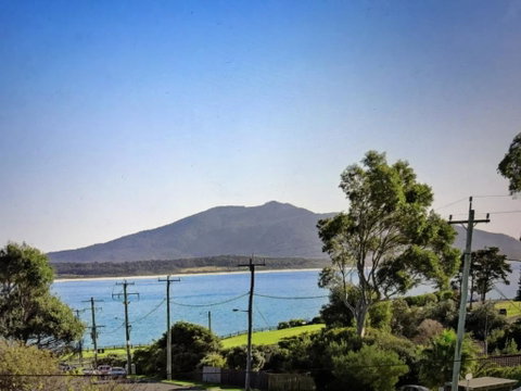 Bermagui Beach Apartment - Tourism Caloundra 0