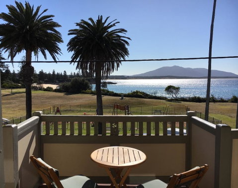 Bermagui Beach Hotel - Tourism Caloundra 0