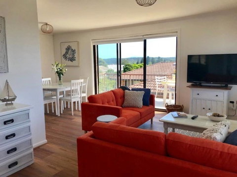 Bermagui Townhouse - Tourism Caloundra 2