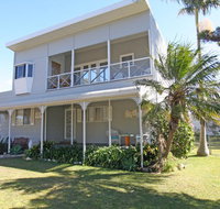 Berrara's Home away from Home - Tourism Caloundra