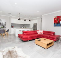 Best Central Wagga Townhouse - Tourism Caloundra