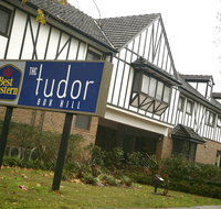 Best Western Plus The Tudor Box Hill - Tourism Caloundra