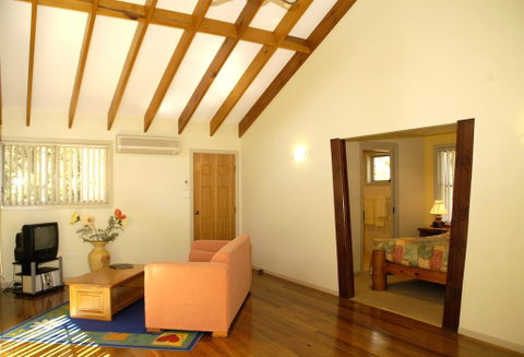 Bewong River Retreat - Tourism Caloundra 2