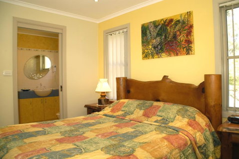 Bewong River Retreat - Tourism Caloundra 3