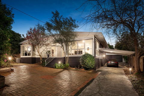 Big Room 12km To City Near Boxhill, Melbourne - Tourism Caloundra 2