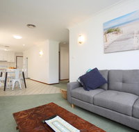 BILL'S - Tourism Caloundra