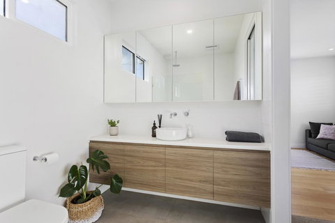 Birdrock Beach Bed And Breakfast - Tourism Caloundra 3