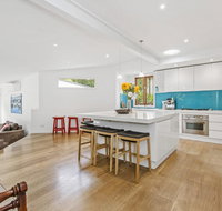 BIRDSONG - MORNINGTON - Tourism Caloundra
