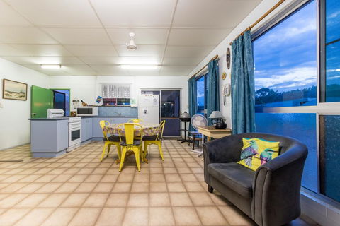 Birdsong House- Dingo Beach - Tourism Caloundra 2