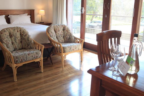 Birdwood Motel - Tourism Caloundra 2