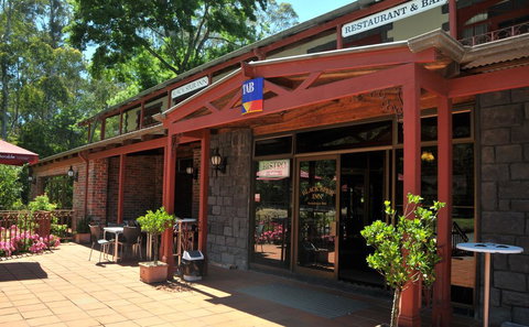 Black Spur Inn - Tourism Caloundra 2