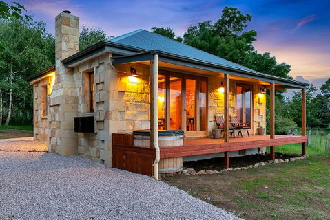 Blackwood Park Cottages Mole Creek - Tourism Caloundra 0