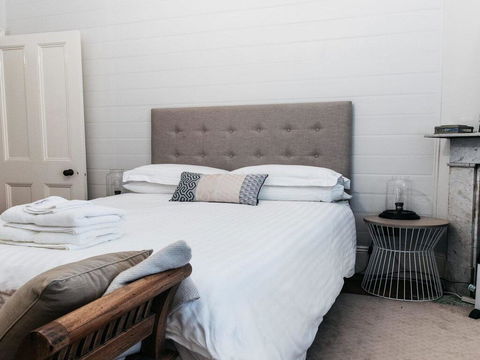 Blake House - Iconic Coastal Homestead - Tourism Caloundra 2