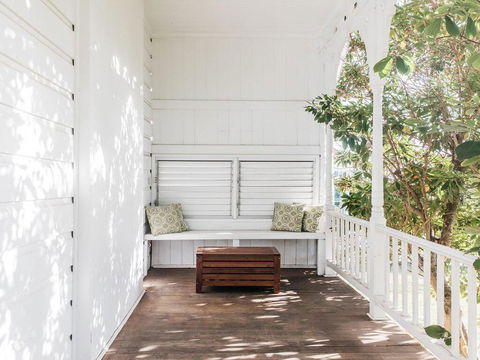 Blake House - Iconic Coastal Homestead - Tourism Caloundra 1