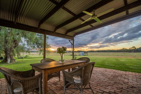 Blaxland's Cottage - Tourism Caloundra 1