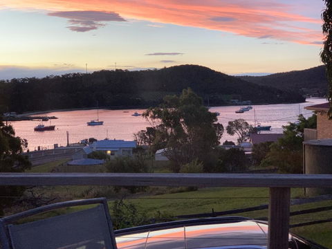 Blossoms On The Bay - Nubeena - Tourism Caloundra 2