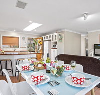 Blue Haze - air conditioned comfort - Tourism Caloundra