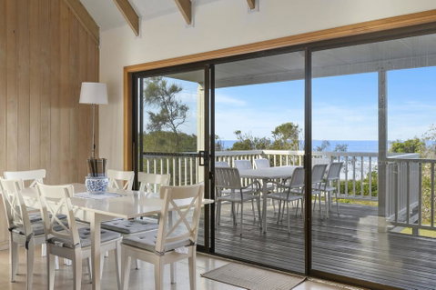 Blue Oar Beach House - Tourism Caloundra 0