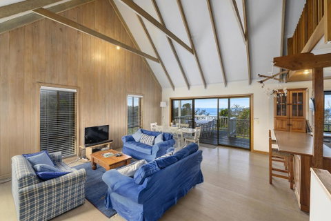 Blue Oar Beach House - Tourism Caloundra 2
