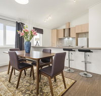 Blue Rosella on Piper - Tourism Caloundra