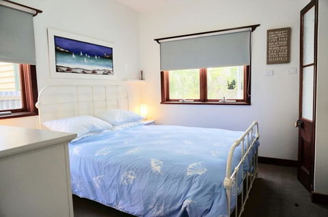 Bluey's - Tourism Caloundra 3