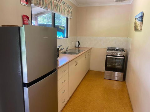 Tinglewood Cabins - Tourism Caloundra 1