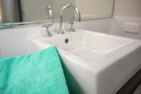West Swan B&B - Tourism Caloundra 3
