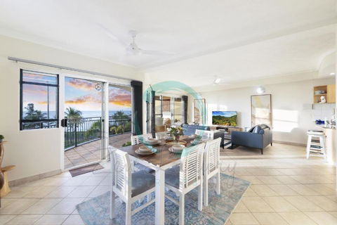 ZEN FORESHORE: 3-BR Nightcliff Foreshore-Front Apt - Tourism Caloundra 0