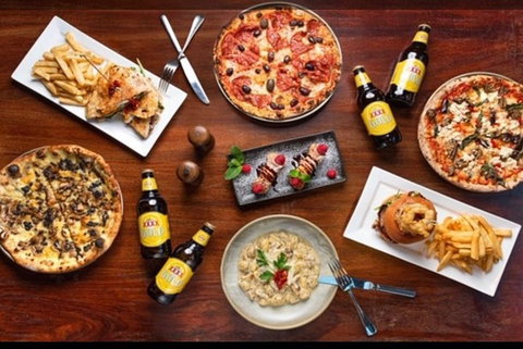 Two Day Xxxx Brewery And Tamborine Winery Tour - Tourism Caloundra 1