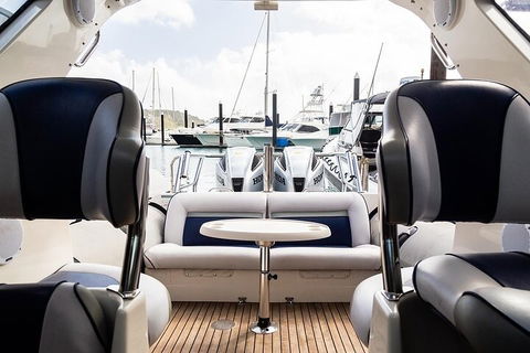 Premium Private Charter - Tourism Caloundra 4